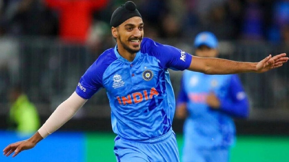 IPL 2026: कौन है अर्शदीप सिंह की रूमर्ड GF? सोशल मीडिया के पोस्ट ने मचाई हलचल