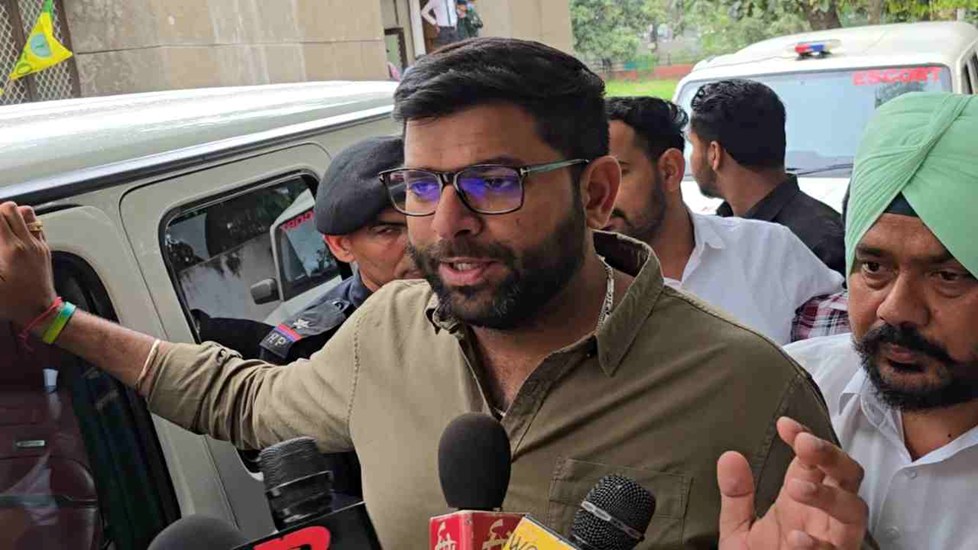 HARYANA NEWS: दिग्विजय चौटाला ने कृषि मंत्री से मांगा इस्तीफा, हरियाणा सरकार पर लगाए गंभीर आरोप