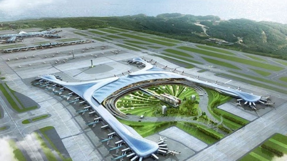 10वीं पास युवाओं के लिए खुशखबरी, जेवर एयरपोर्ट खुलते ही रोजगार के अवसर; तुरंत करें अप्लाई