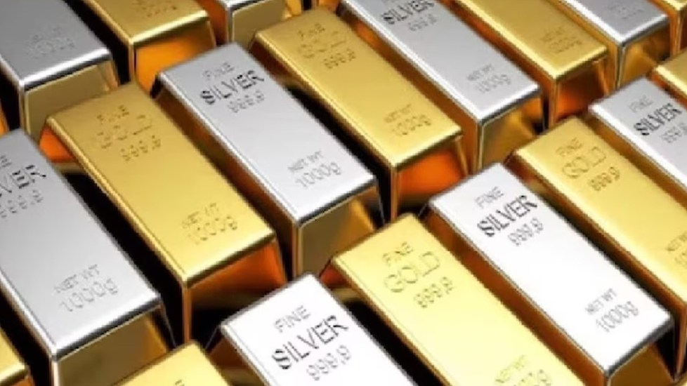 Gold-Silver Price: US-ईरान सीजफायर के बाद चांदी ने मारी बड़ी छलांग, एक दिन में ₹11,000 हुई महंगी; सोना भी चमका