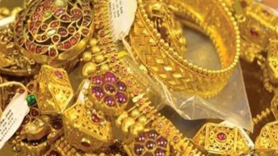 Gold-Silver Price Today: गिरावट के बाद फिर महंगा हुआ सोना, चांदी भी चमकी, खरीदने से पहले चेक करें नए रेट