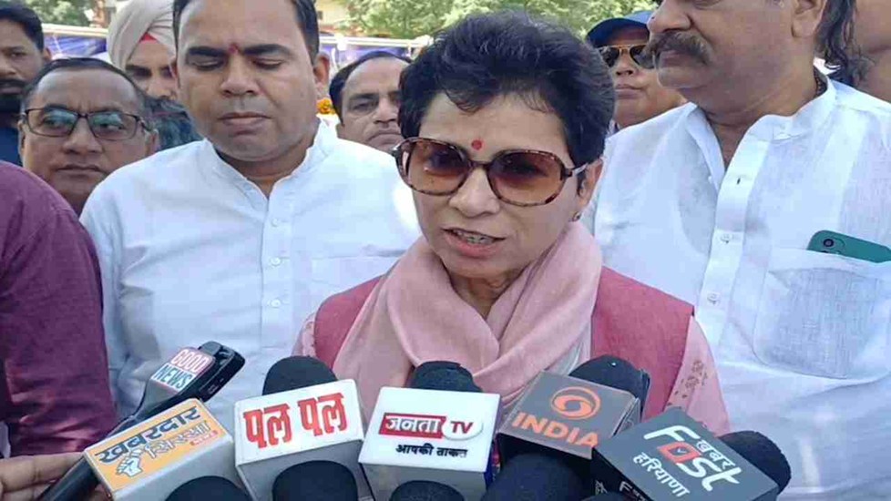 Haryana News: अंबडेकर जयंती पर कुमारी सैलजा ने बीजेपी सरकार पर लगाए गंभीर आरोप, कहा- लोगों में भेदभाव पैदा किए जा रहे हैं