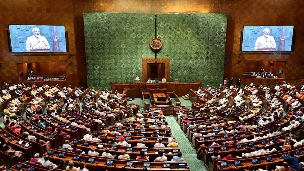 लोकसभा सीटों में बड़ा बदलाव...परिसीमन के बाद बढ़ेंगी 815 सीटें, कई राज्यों को मिलेगा फायदा