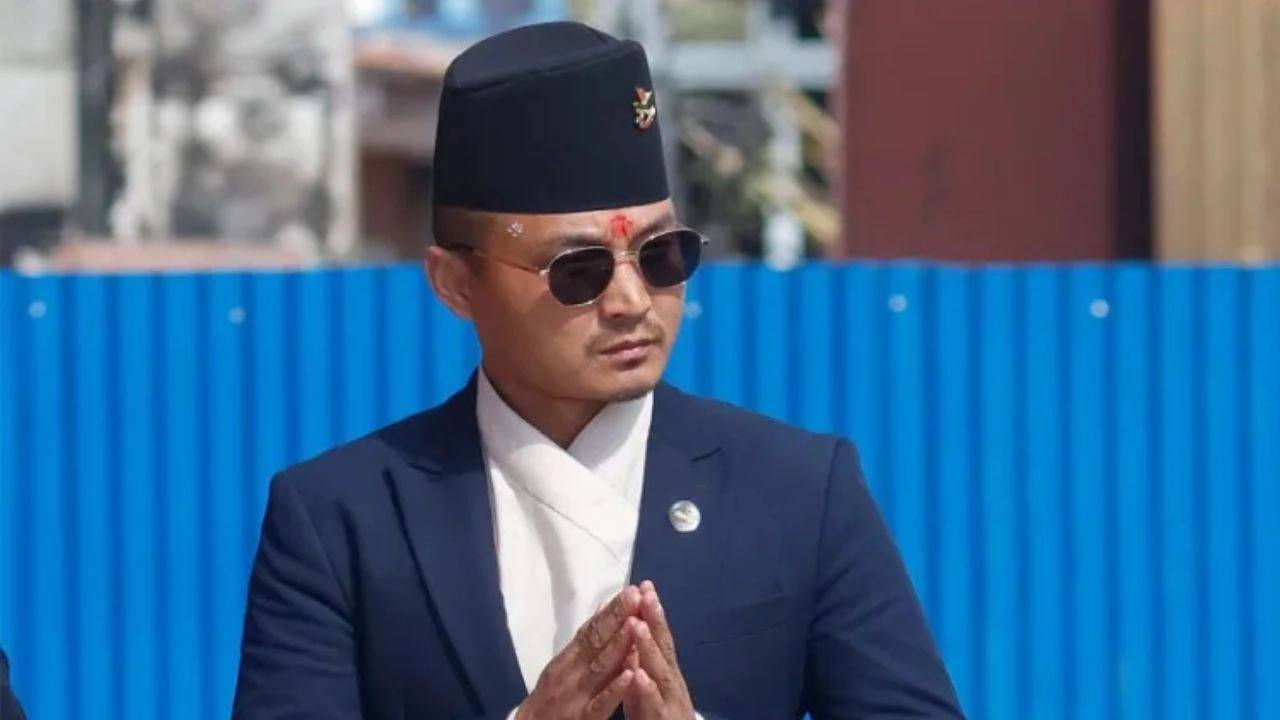 नेपाल के बालेन शाह सरकार में मची उथल-पुथल, 26 दिन में गृह मंत्री का इस्तीफा; सड़कों पर छात्र