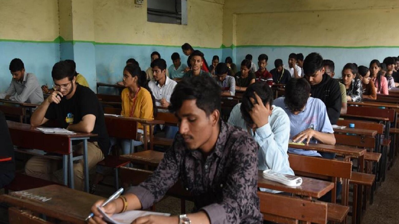 यूपी बोर्ड 10वीं और 12वीं रिजल्ट 2026 कल होगा जारी, लाखों छात्रों का इंतजार खत्म