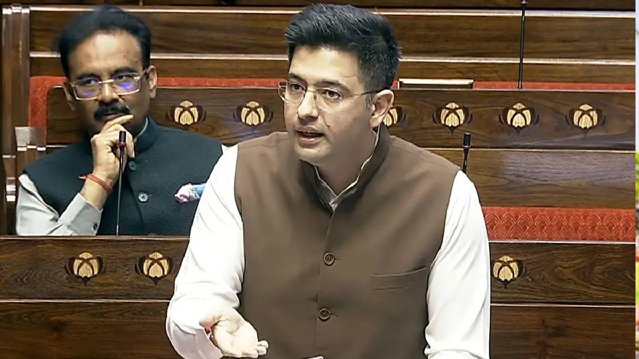 AAP Rift: राघव चड्ढा के साथ कौन -कौन से सांसद बीजेपी में होंगे शामिल, क्या है विलय करने की नीति ?