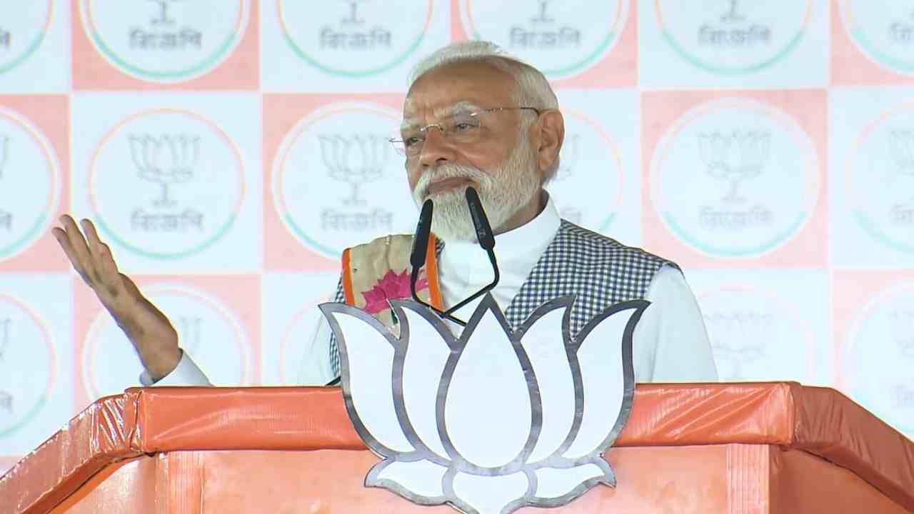 ‘TMC का फॉर्मूला है झूठ बोलो और गालियां दो’ बंगाल में पीएम मोदी ने किया बड़ा दावा