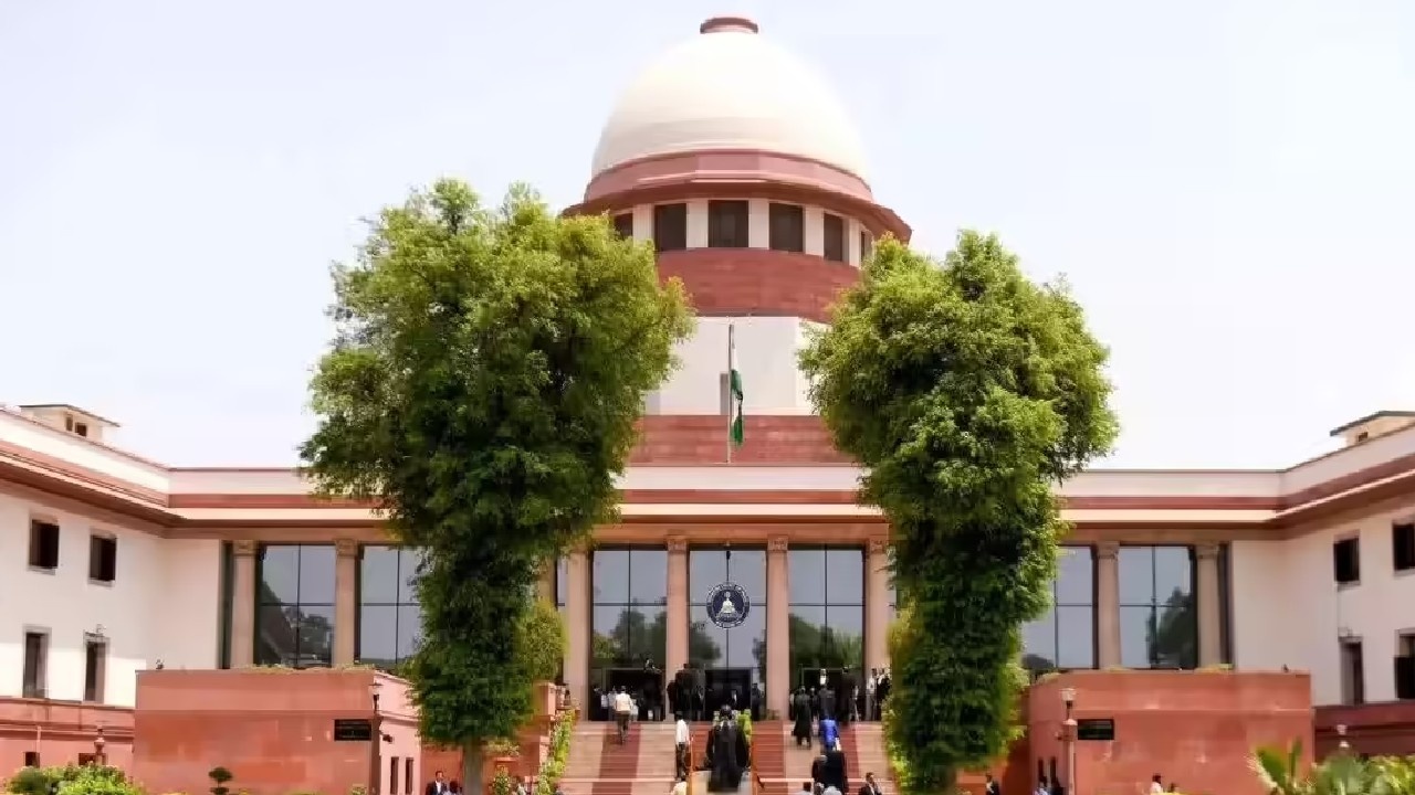 हवाई किराया मामले में सुप्रीम कोर्ट की सख्ती, केंद्र सरकार को लगाई फटकार