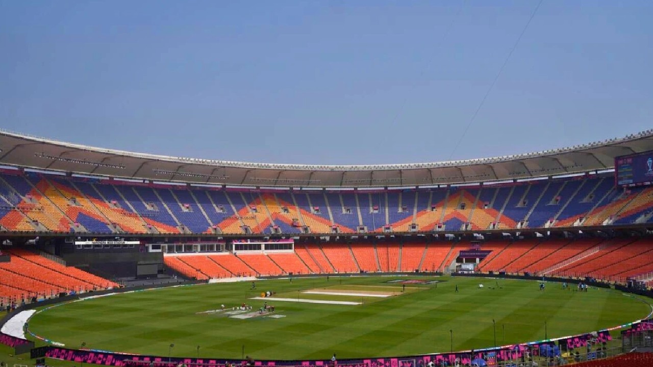 IPL 2026: अहमदाबाद में गुजरात टाइटंस vs आरसीबी की टक्कर, पिच बल्लेबाजों के लिए मददगार