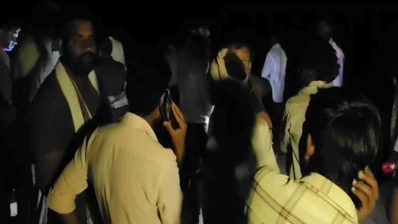 Hamirpur Incident: हमीरपुर की यमुना नदी में डूबे 9 लोग, 1 महिला और बच्चे का शव बरामद, 4 लापता