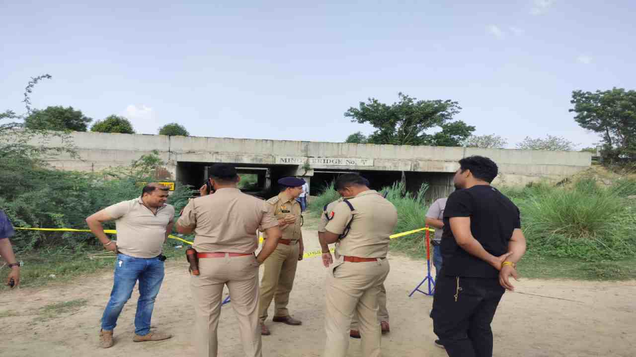 UP Crime News: मथुरा में लूट और डकैती के दो बदमाश पुलिस मुठभेड़ में ढेर, 17 टीमें कर रही थीं तलाश
