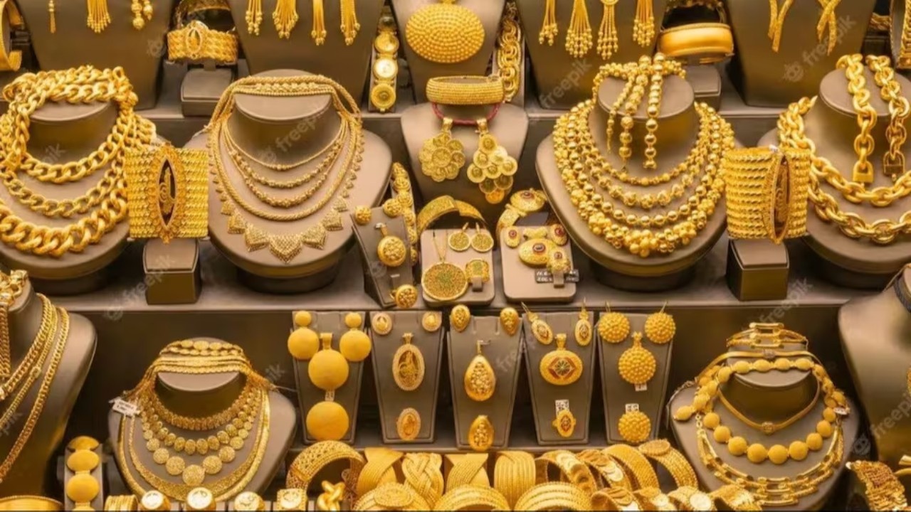 Gold-Silver Rate Today: रविवार को सोना-चांदी हुआ सस्ता या महंगा? खरीदने से पहले चेक करें 10 मई का लेटेस्ट रेट