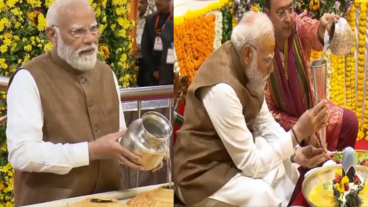हर-हर महादेव के जयघोष से गूंजा सोमनाथ मंदिर, पहली बार हुआ कुंभाभिषेक; PM मोदी ने किया ध्वजारोहण