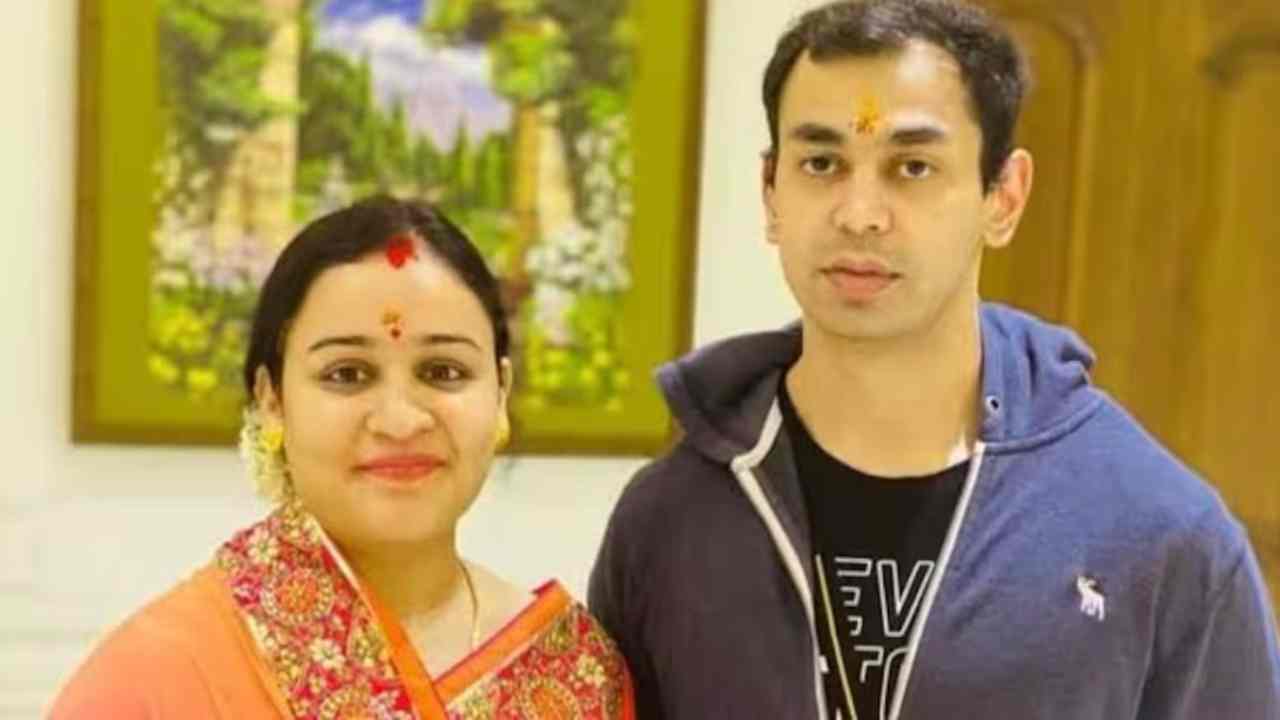 UP News: मुलायम परिवार में मातम, अखिलेश के भाई प्रतीक यादव ने ली अंतिम सांस, अपर्णा पर टूटा दुखों का पहाड़