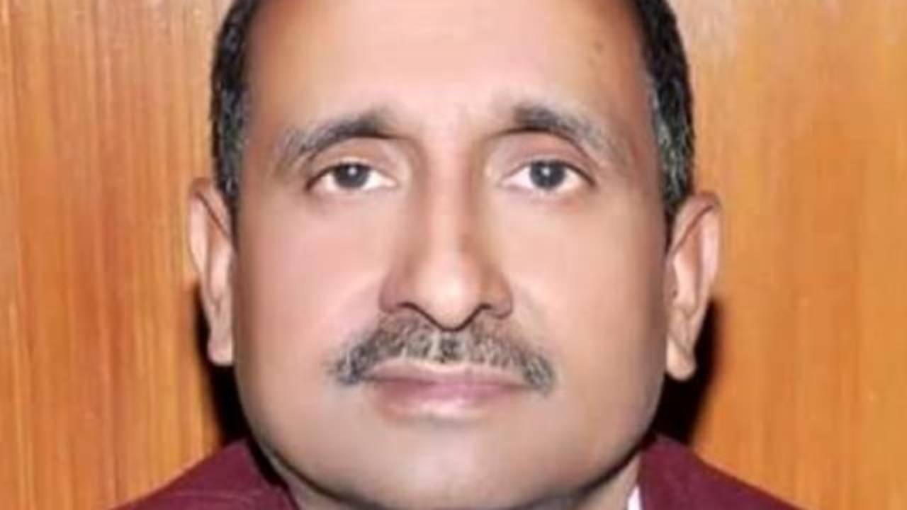 कुलदीप सिंह सेंगर को लगा झटका! सुप्रीम कोर्ट ने उम्रकैद निलंबन पर लगाई रोक