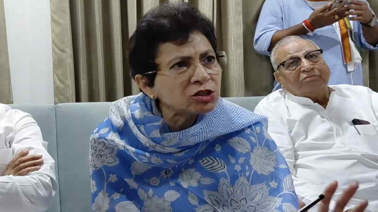 कुमारी सैलजा का बीजेपी सरकार पर हमला, बोलीं- हरियाणा में बिजली-पानी से लेकर कानून व्यवस्था तक हाल बेहाल