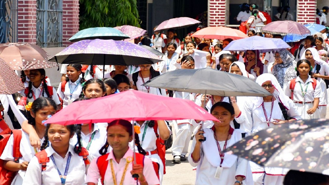 हरियाणा में जल्द हो सकती हैं गर्मी की छुट्टियां, बच्चों की सेहत को लेकर सरकार सतर्क