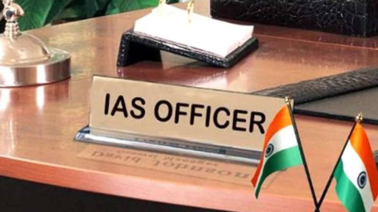 उत्तराखंड में बड़ा प्रशासनिक फेरबदल, देहरादून DM सविन बंसल समेत कई IAS अधिकारियों के तबादले