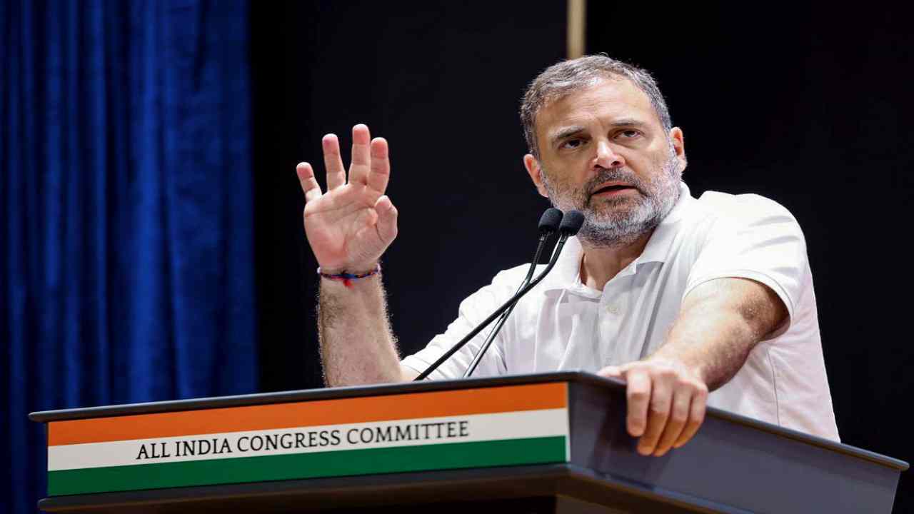 Political News: राहुल गांधी का बड़ा संदेश, ‘दलितों की भागीदारी से मजबूत होगी कांग्रेस’