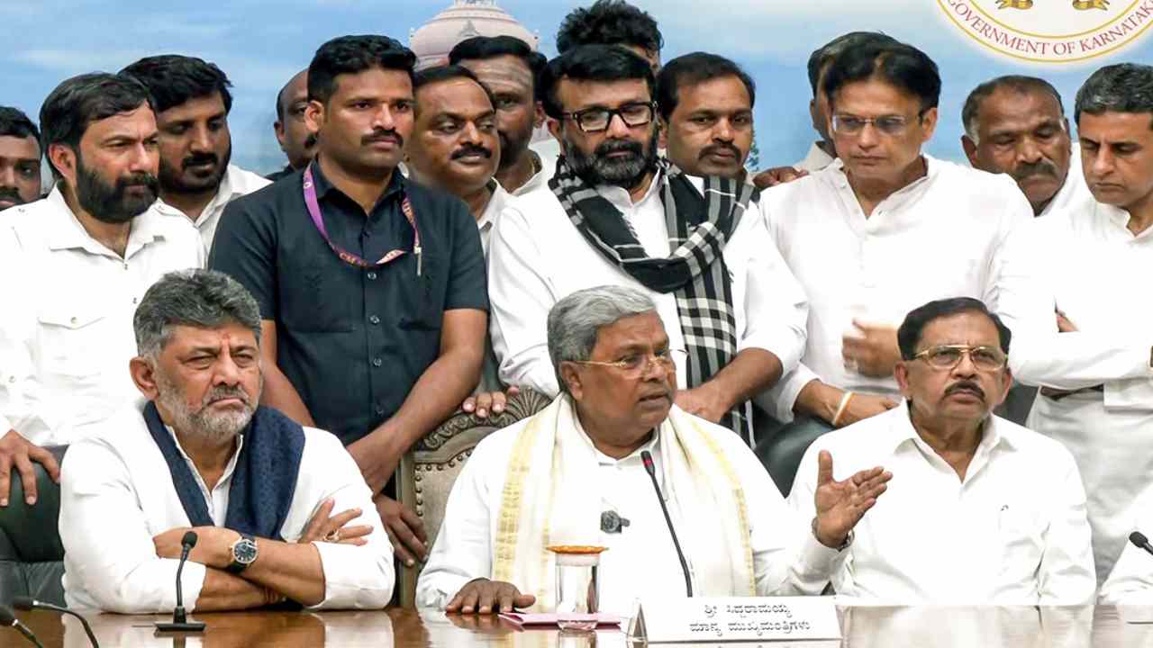 ‘अपराधी ताकतों के खिलाफ लड़ते रहेंगे’ सिद्धारमैया ने राज्यसभा का प्रस्ताव ठुकराया, कहा-राज्य की राजनीति में बने रहेंगे