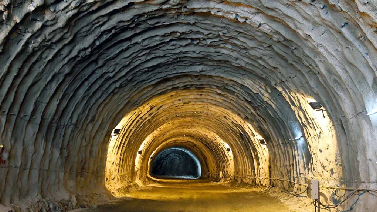 Zojila Tunnel: सालभर जुड़ा रहेगा कश्मीर और लद्दाख, जानें कब होगी जोजिला टनल की शुरूआत