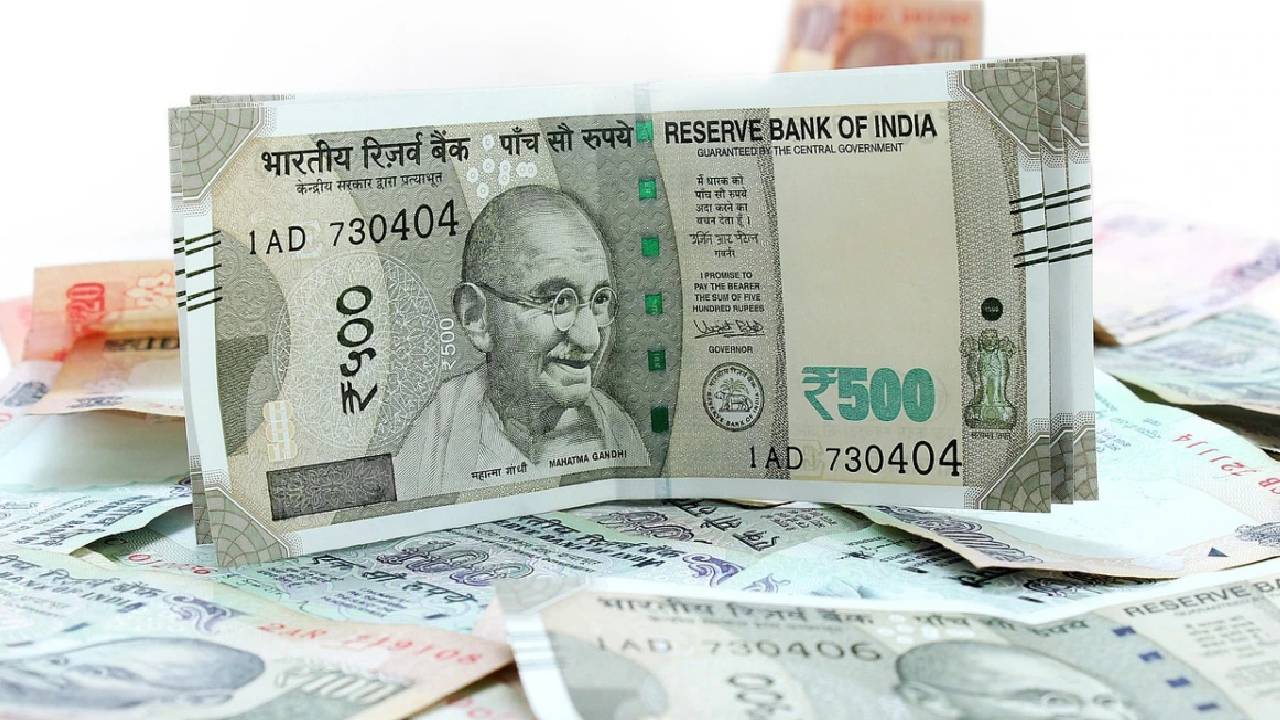 CM Rajshree Yojana: सरकार देगी बेटियों को 50 हजार रुपये, जानें कैसे उठा सकते हैं इसका लाभ