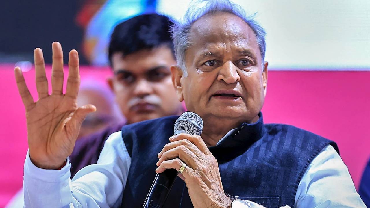 खड़गे नहीं अशोक गहलोत बनने वाले थे कांग्रेस अध्यक्ष! खुद बताया कैसे हो गए साजिश का शिकार