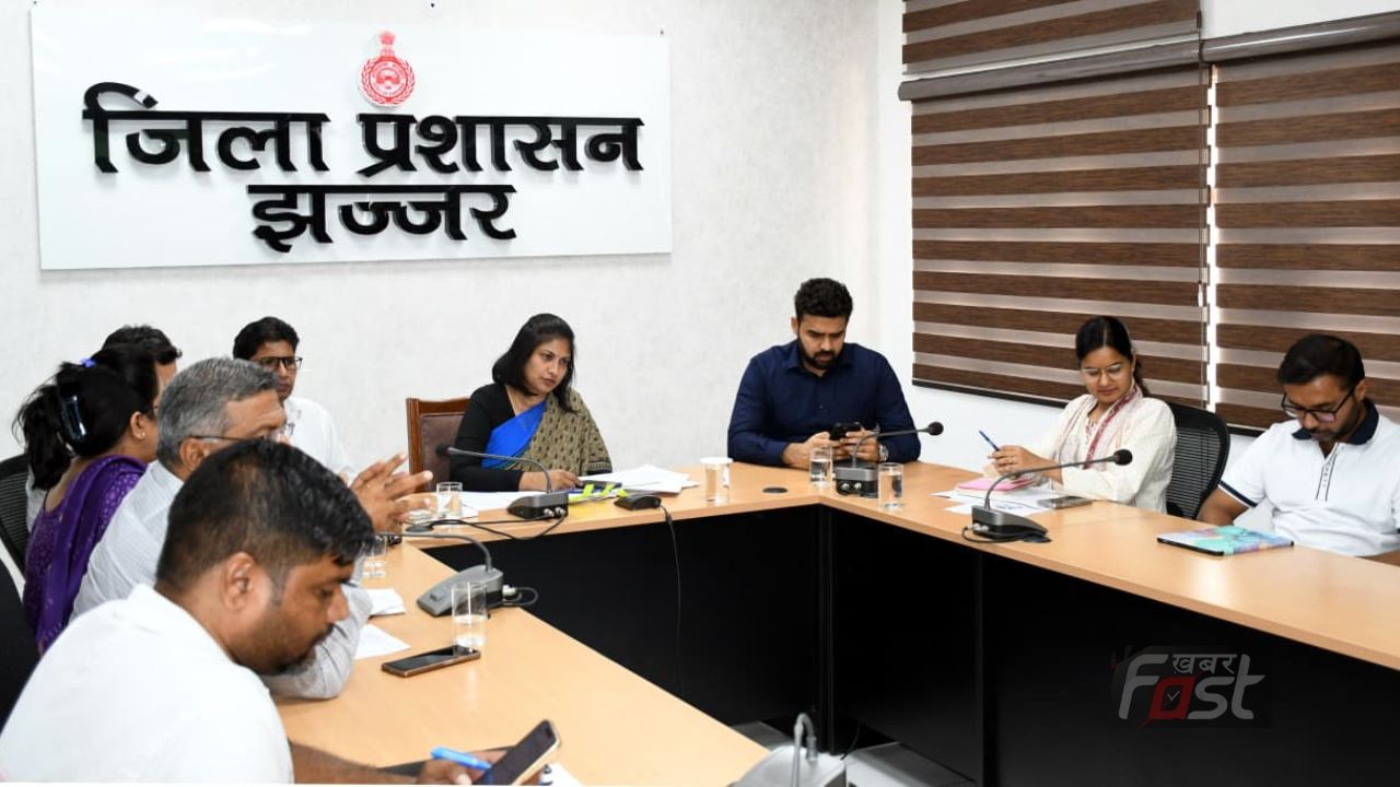 Haryana news : शत प्रतिशत गणना के लिए घर-घर पहुंचेंगे बीएलओ, त्रुटिरहित मतदाता सूची तैयार करने पर जोर