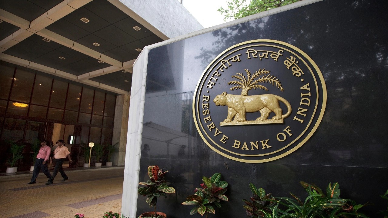 RBI करेगा 28,000 करोड़ रुपये की सरकारी प्रतिभूतियों की नीलामी, जानें बोलियां जमा करने का समय