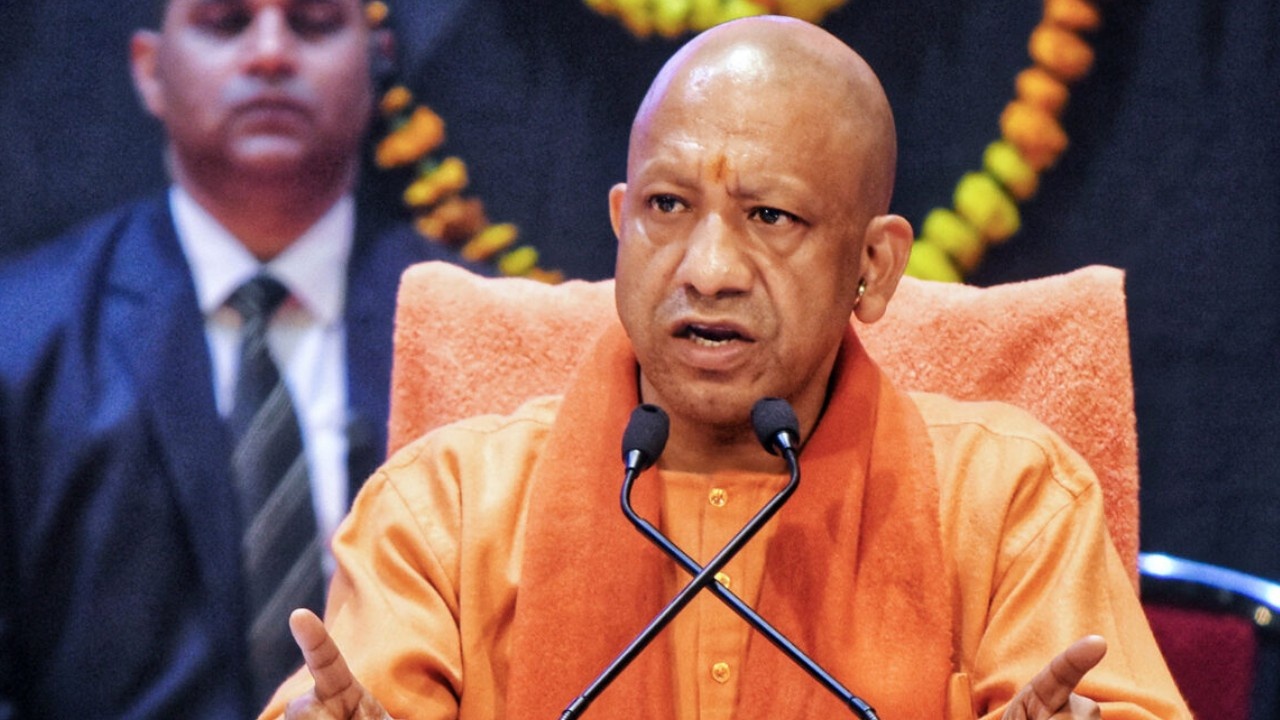 UP News: मुहर्रम पर बोले सीएम योगी, 'अब यूपी में दंगे नहीं, शांति से निकलते हैं जुलूस'