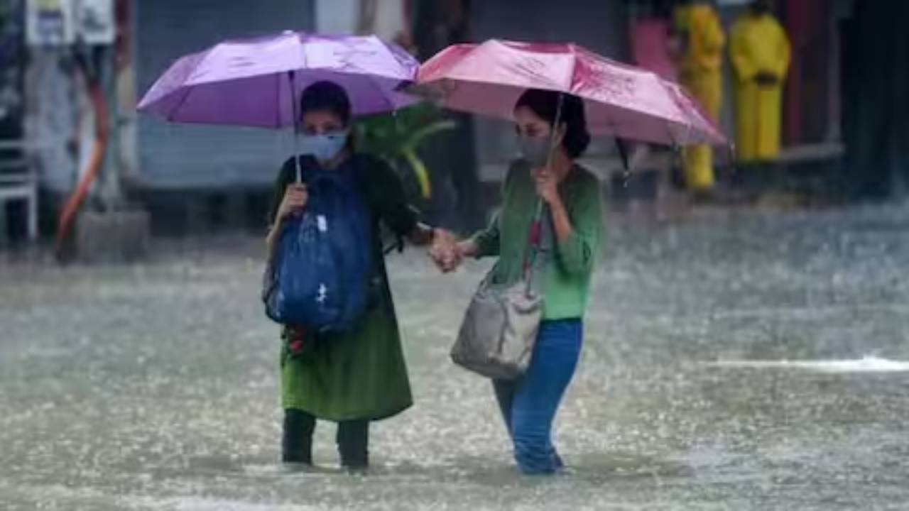 Aaj Ka Mausam 09 Sep: देशभर में बारिश का दौर जारी, दिल्ली-UP समेत 20 राज्यों के लिए अलर्ट, IMD से जानें आज 09 सितंबर का मौसम