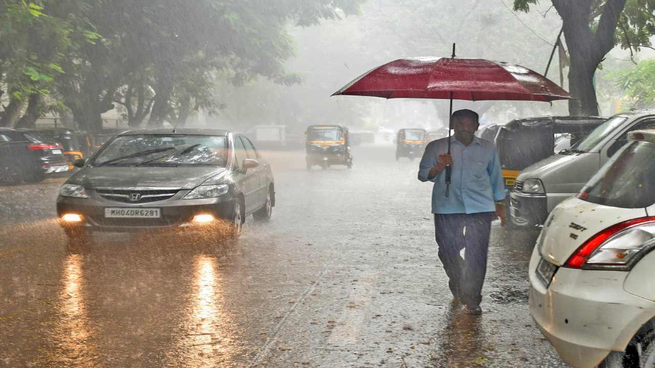 Aaj Ka Mausam 31 October 2026: आज 17 राज्यों में बदलेगा मौसम, आंधी-बारिश के साथ गिरेंगे ओले; IMD का अलर्ट जारी