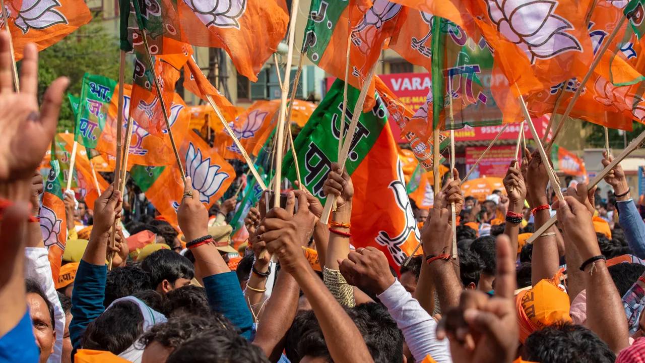 बीजेपी ने मोर्चा के प्रभारियों का किया ऐलान, चुनावी तैयारी पर फोकस; हरीश द्विवेदी को दी गई खास जिम्मेदारी