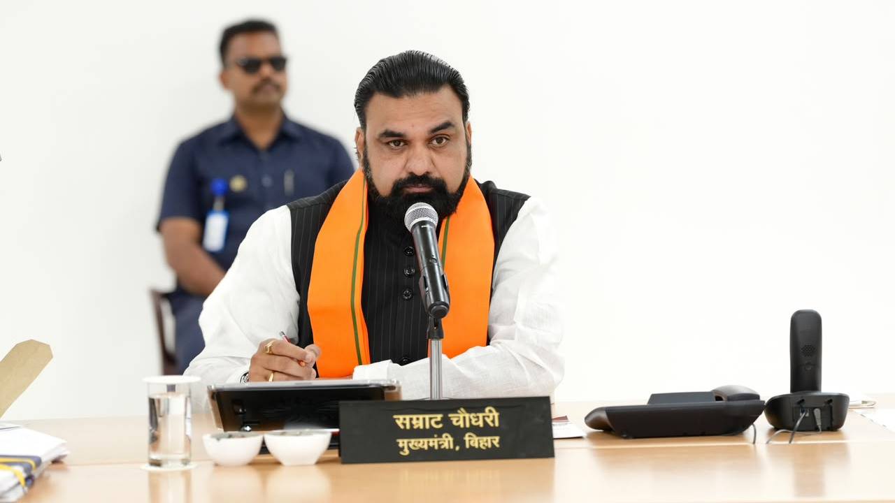 Bihar News: CM सम्राट चौधरी ने राज्य स्तरीय सहयोग कार्यक्रम में भाग लिया, 101 आवेदकों की समस्याओं का किया निपटारा