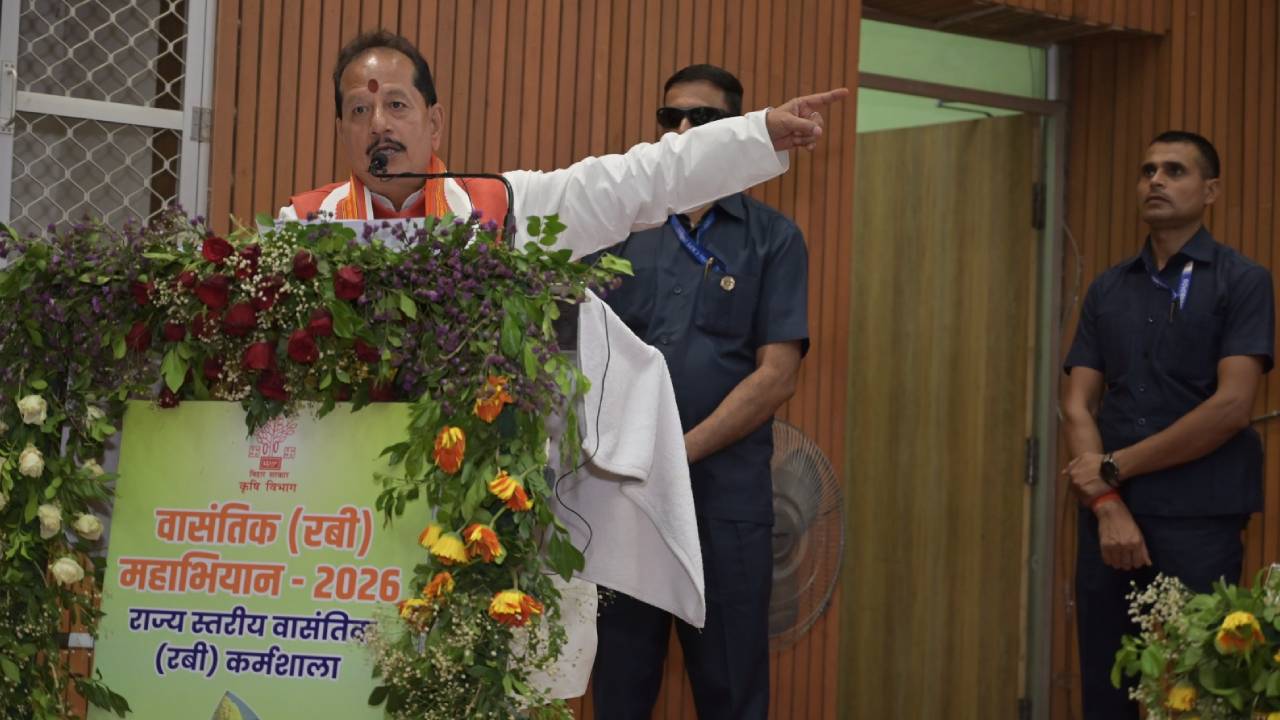 Bihar News: बिहार में रबी महाअभियान शुरू...48 लाख हेक्टेयर में खेती का लक्ष्य, लापरवाही पर होगी कार्रवाई - विजय कुमार सिन्हा