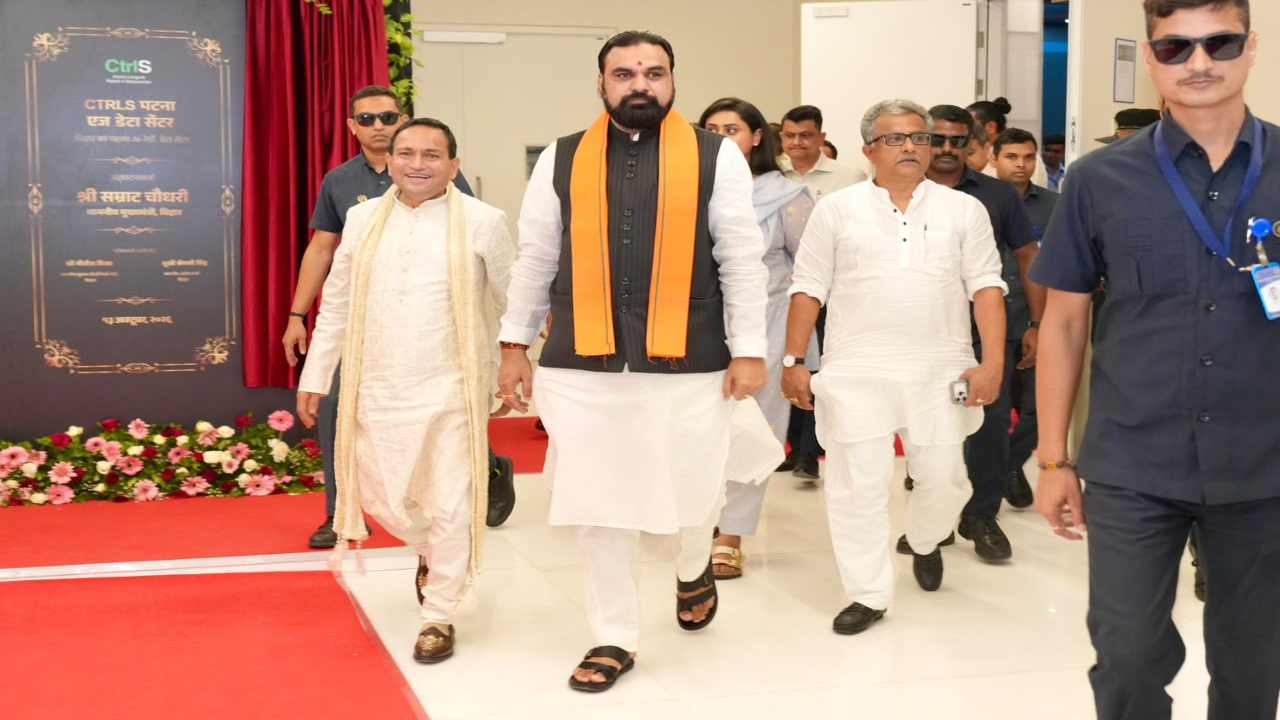 Bihar News: बिहार में 10 हजार करोड़ का निवेश करेगा CtrlS, CM सम्राट चौधरी ने डेटा सेंटर का किया उद्घाटन