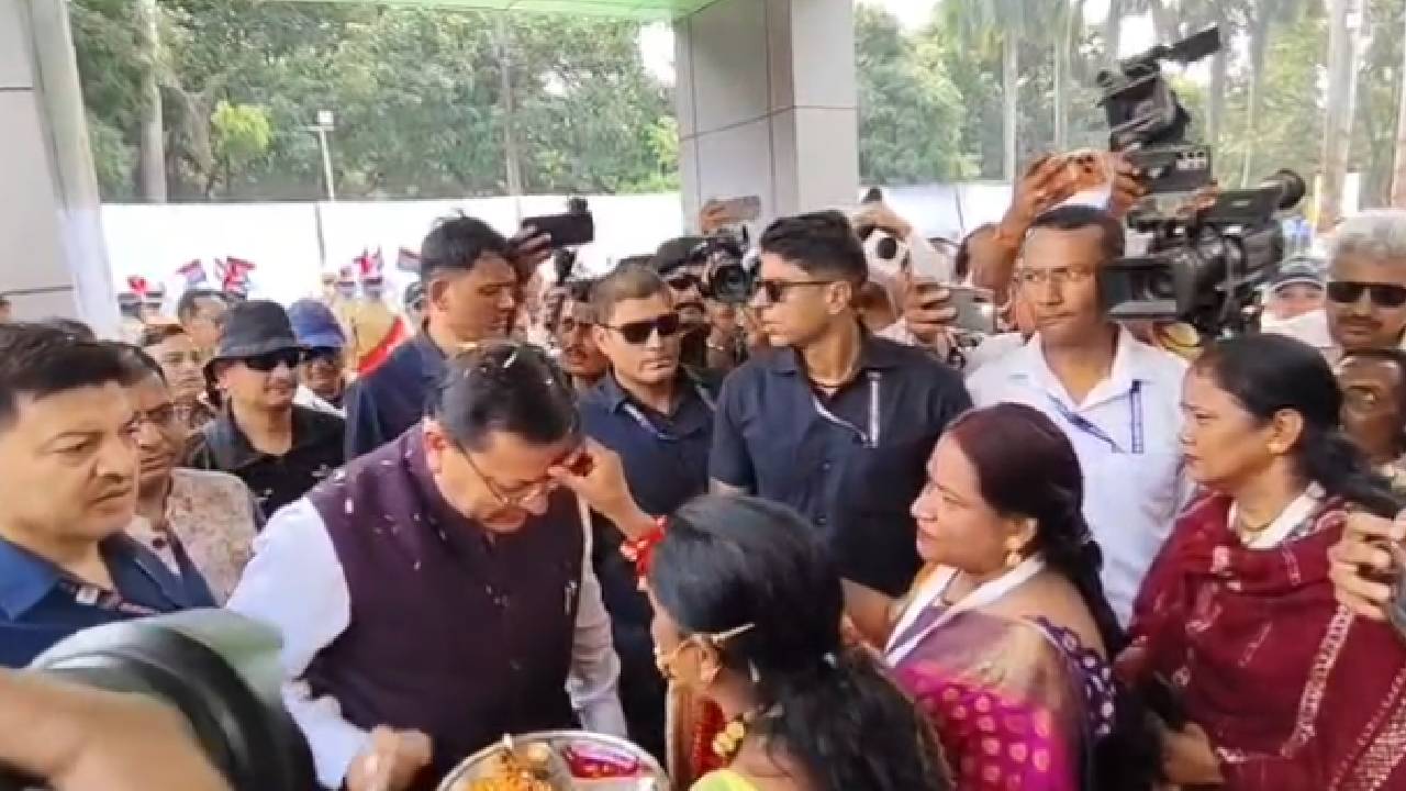 उत्तराखंड में SIR पर सियासत तेज, CM धामी बोले- संस्थाओं को अपना काम करने दें