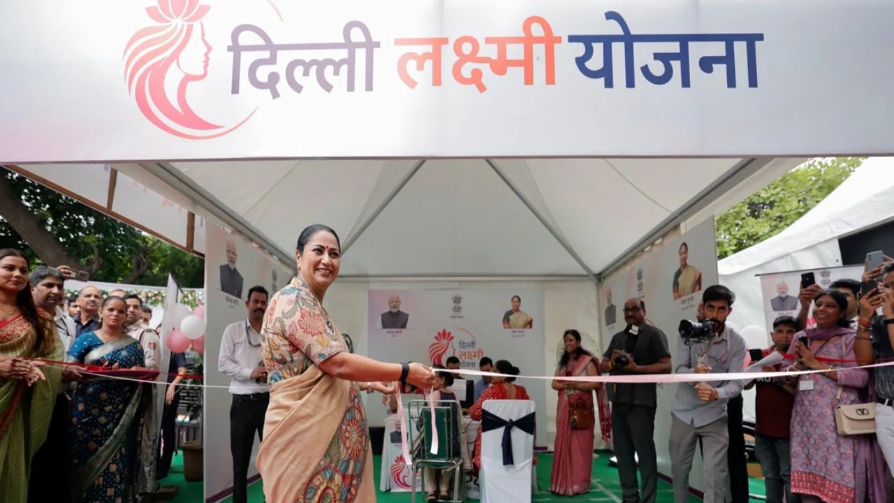 दिल्ली की महिलाओं को हर महीने मिलेंगे 2500 रुपये, जानें आवेदन का आसान तरीका
