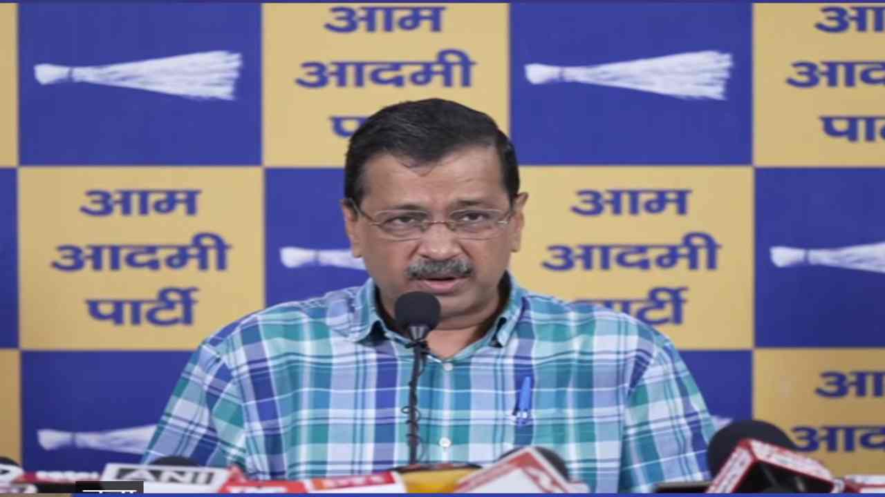 Delhi News: ‘82 रुपये लीटर मिले पेट्रोल, E20 वाला तो 70 का’ अरविंद केजरीवाल ने सरकार से की बड़ी मांग