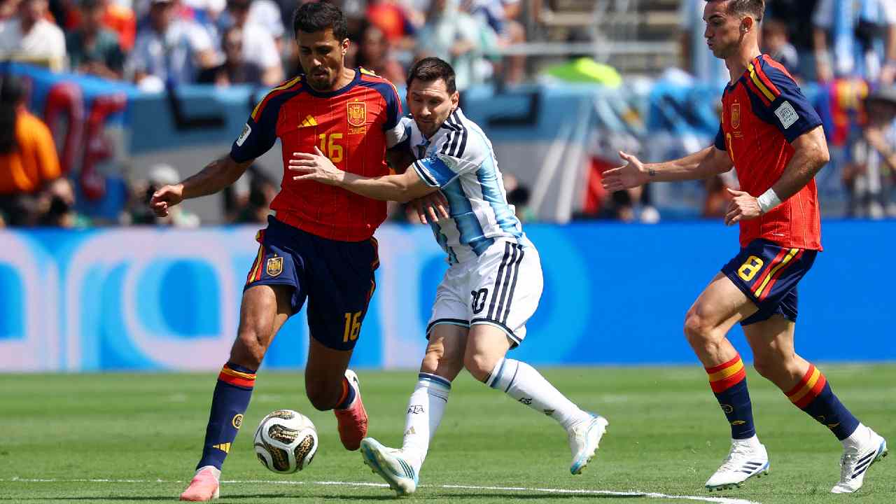 FIFA World Cup 2026: स्पेन से हार के बाद छलके मेसी के आंसू, AFA बोला- 'कप्तान, आपके आंसू हमारे आंसू'