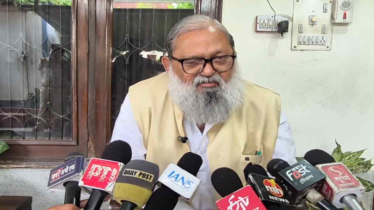 HARYANA NEWS: राहुल गांधी पर भड़के अनिल विज, बोले- PM की सुरक्षा में सेंध लगाने का दर्ज हो केस