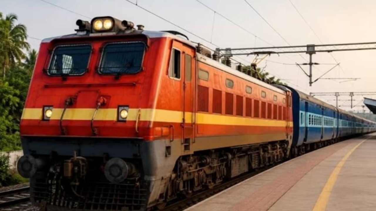 Haryana News: रेलवे का त्योहारी तोहफा! अंबाला मंडल में 18 स्पेशल ट्रेनें, 6 से अधिक ट्रेनें भी आवंटित