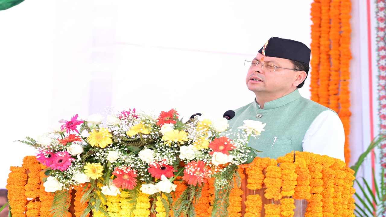Uttarakhand News: पुलिस स्मृति दिवस पर CM धामी का बड़ा ऐलान, 1,600 पदों पर भर्ती और थानों का बजट होगा दोगुना