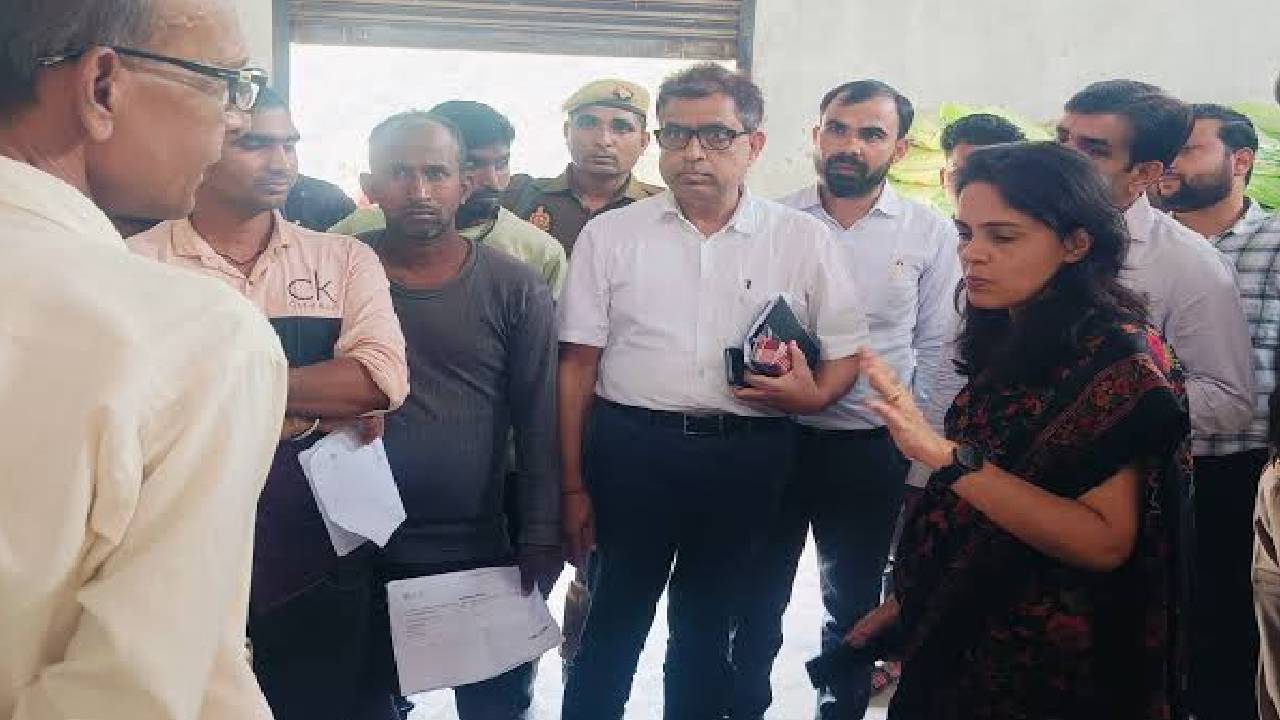 मिलावटखोरों पर रोशन जैकब का शिकंजा, यूपी में 2,000 से ज्यादा ठिकानों पर छापेमारी