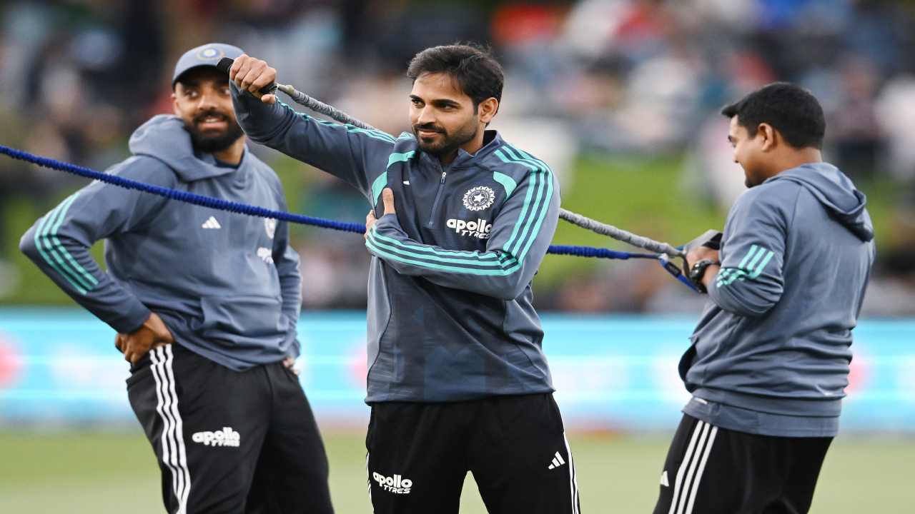 IND vs NZ: 4 साल बाद टीम इंडिया में वापसी, भुवनेश्वर कुमार ने युवा गेंदबाजों को लेकर क्या कहा?