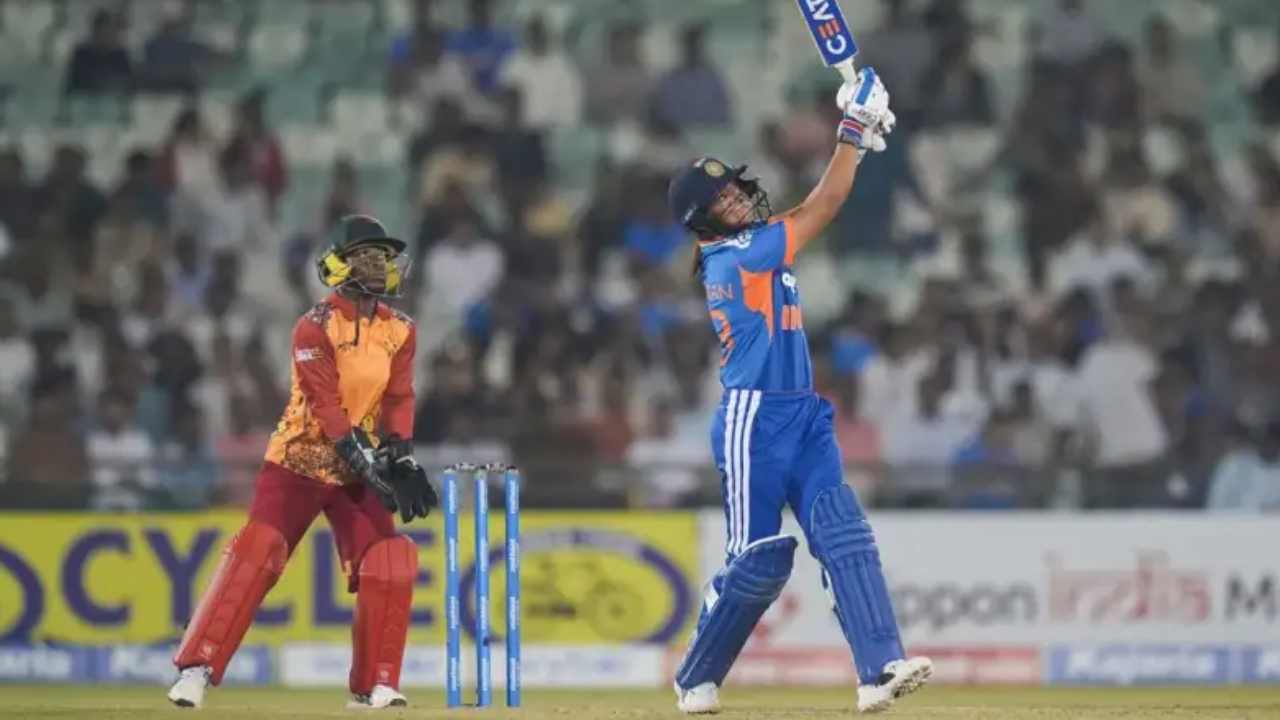Ind-w vs Zim-w: कप्तानी छोड़ी, बल्ले से मचाया तूफान, हरमनप्रीत कौर ने 41 गेंदों में बनाए 91 रन