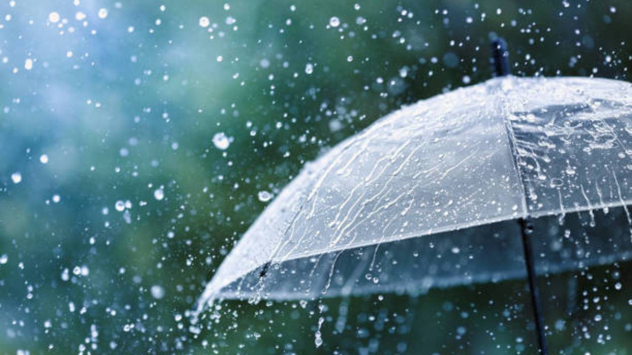 Kal Ka Mausam 30 October: चक्रवाती तूफान 'अर्नब के असर से कई राज्यों में बारिश, तेज हवाओं के साथ मौसम होगा कूल-कूल