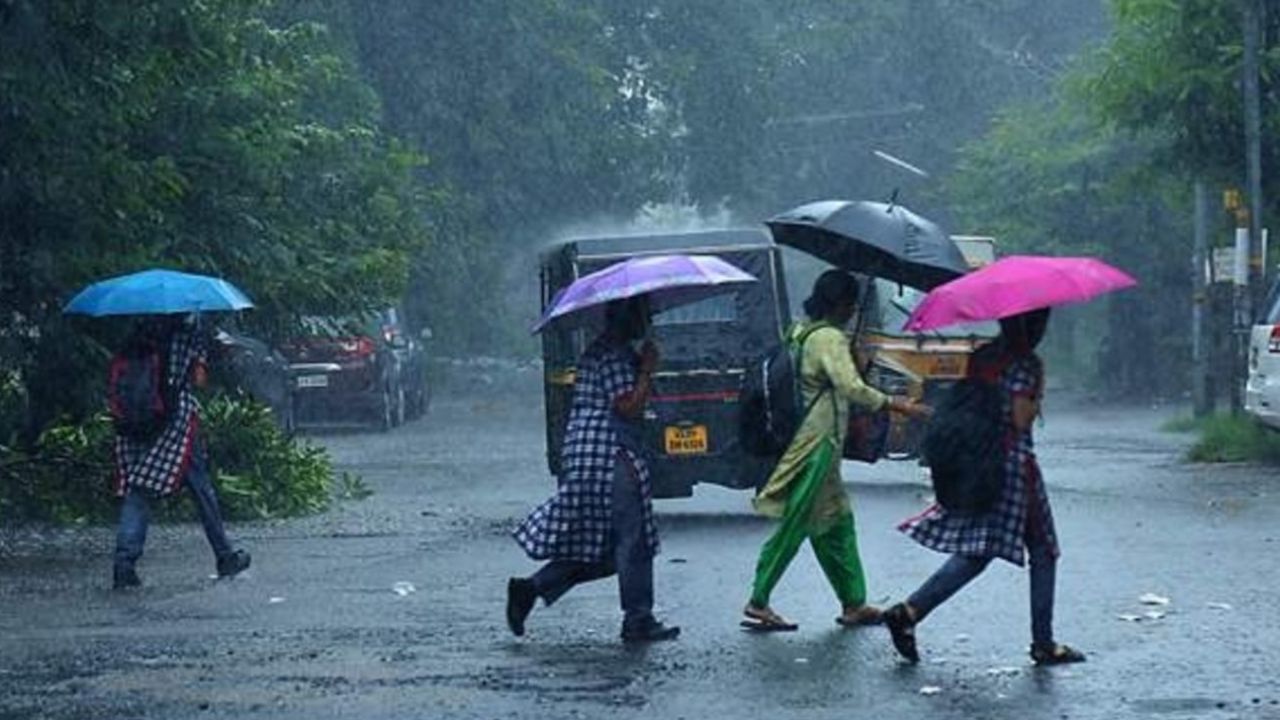 Kal Ka Mausam: UP-बिहार समेत इन 11 राज्यों में मानसून का तांडव, IMD ने जारी किया आंधी-बारिश का अलर्ट; यहां पढ़े कल का मौसम अपडेट