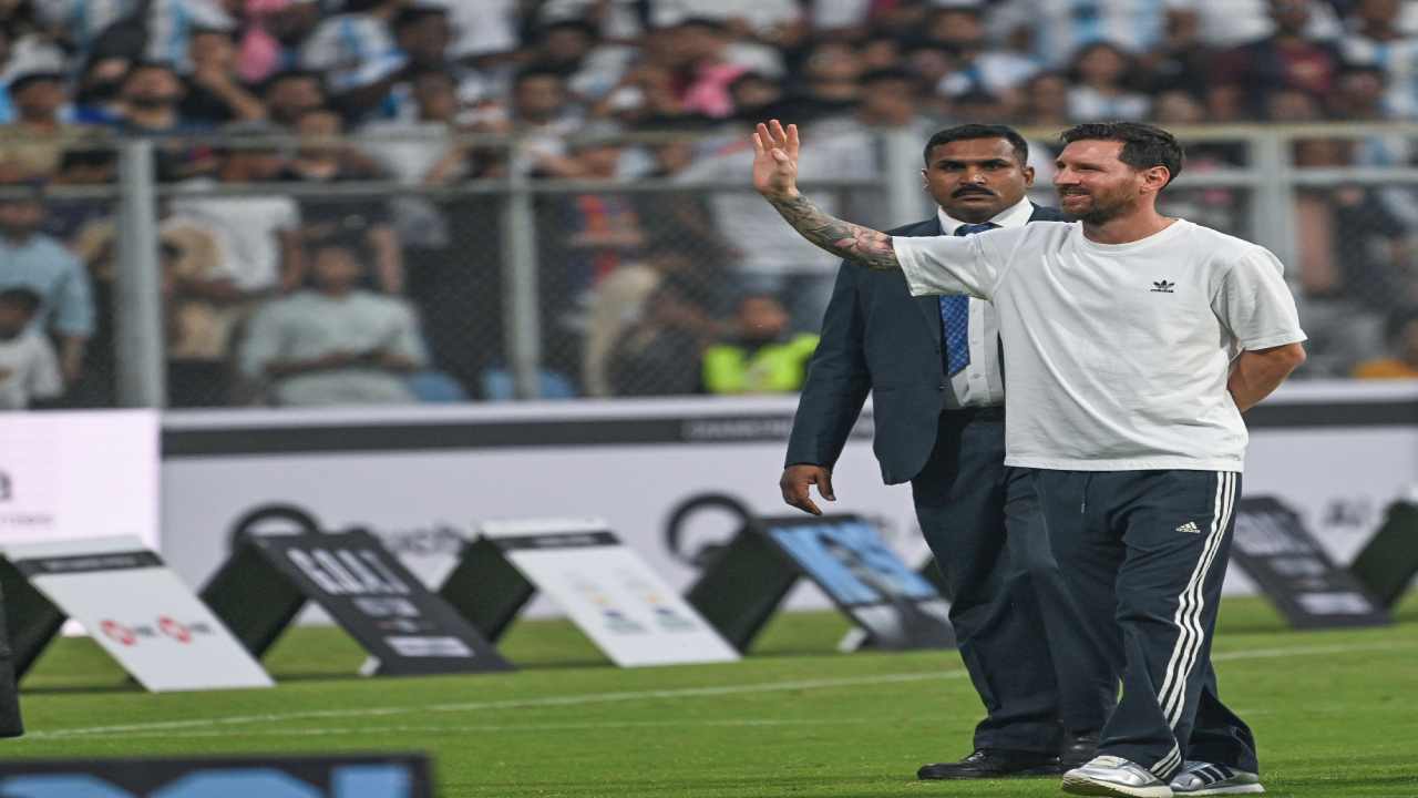 मेस्सी का भावुक फैसला, अंतरराष्ट्रीय फुटबॉल से संन्यास का ऐलान; बोले- 'अब कुछ नहीं बचा'