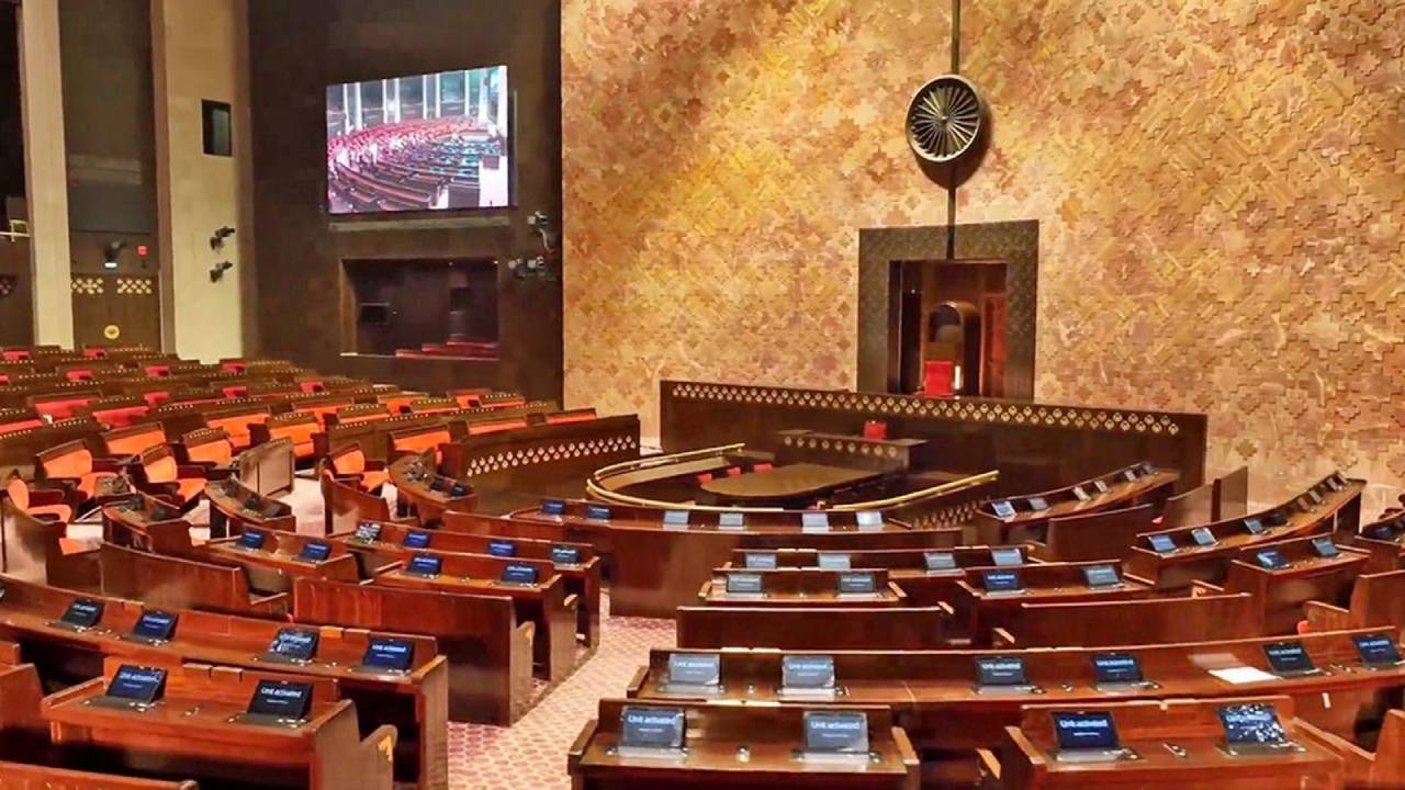 MP News: मध्य प्रदेश में राज्यसभा उपचुनाव की तारीख का ऐलान, ECI ने जारी किया पूरा शेड्यूल